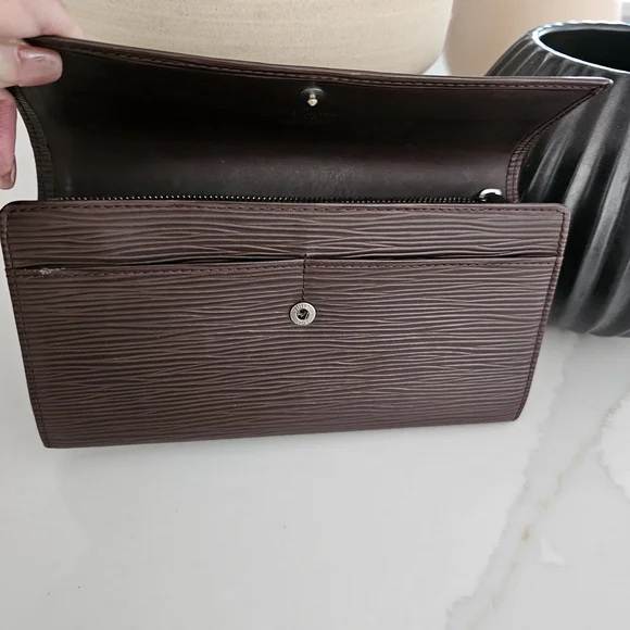 LOUIS VUITTON BROWN EPI WALLET EXCELLENT Accessories